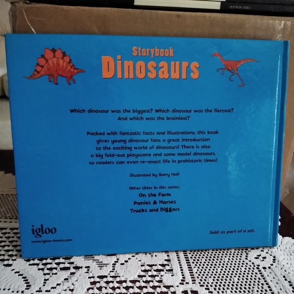Sold Out Dinosaur Books - Picture 4 of 5